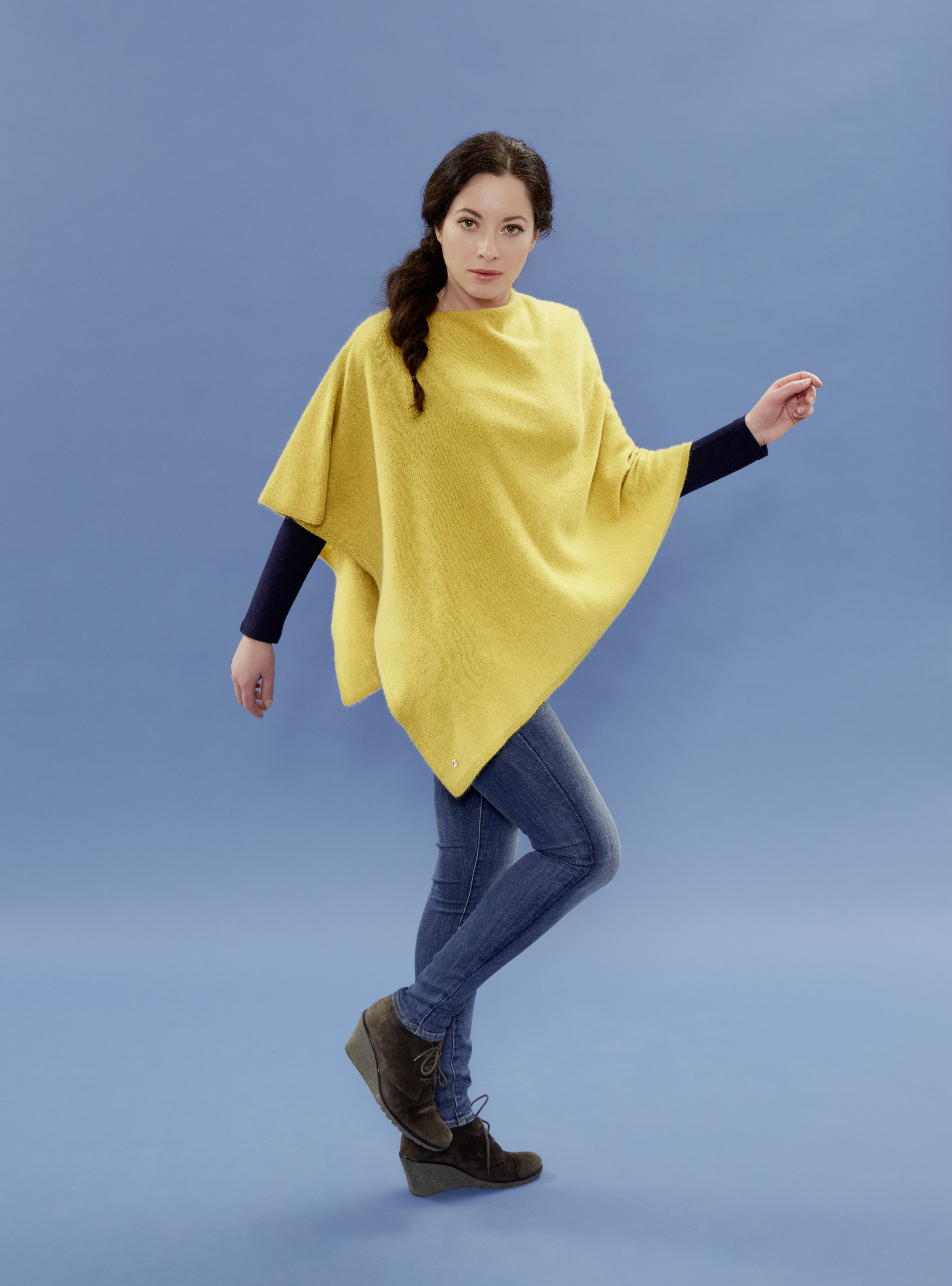 Kurzer Poncho Elvy